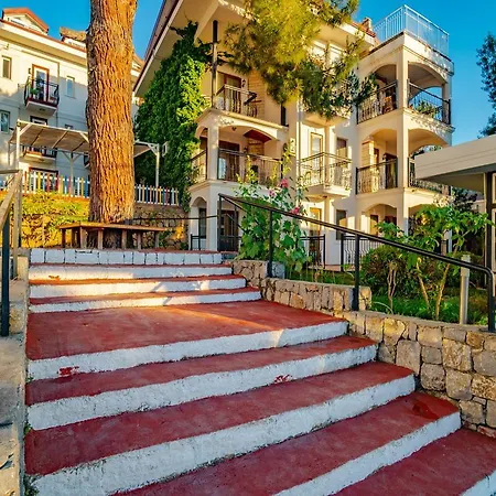 Sunshine Hotell Öludeniz